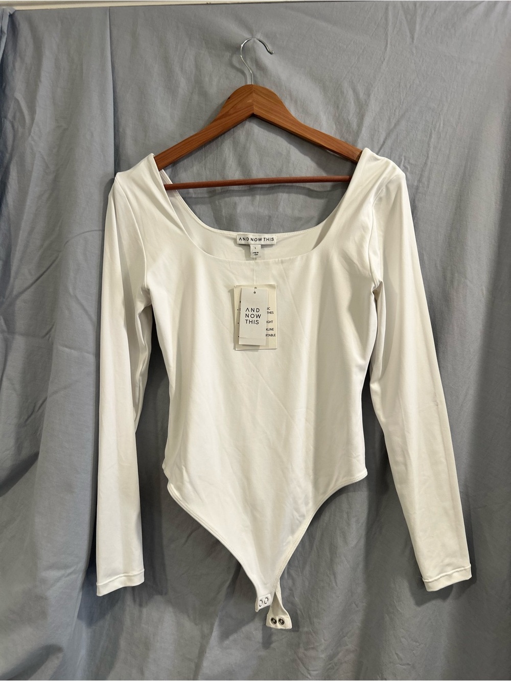 AND NOW THIS White Long-Sleeve Scoop Bodysuit - Slim Fit